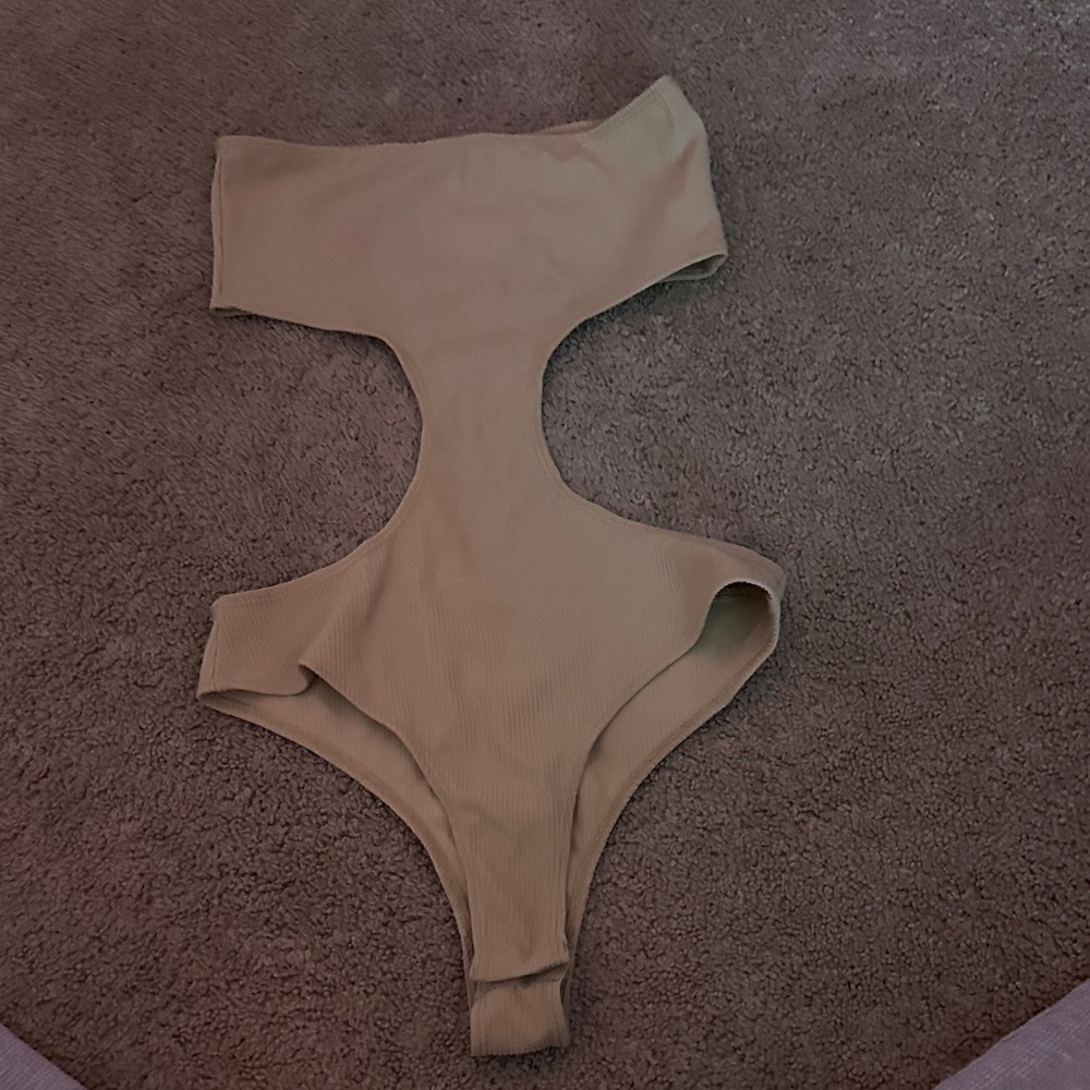 Edikted Tan Cutout Bodysuit